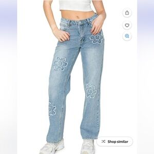 Cali1850 Daisy Patched Embroidered Blue Jeans